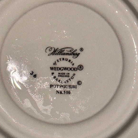 Wedgwood Williamsburg Potpourri Teacup, Saucer England NK510 Made in England - Picture 7 of 9